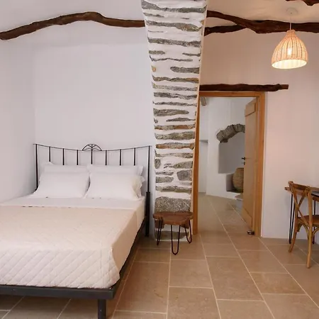 Nyaraló Irida House *